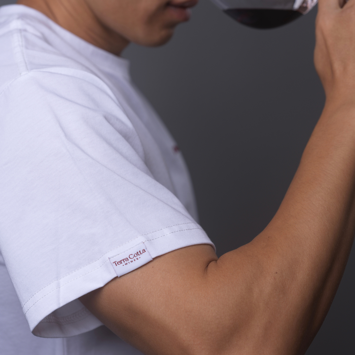 [Pre-Order] Personalized White Cotton T-Shirt with Wine-Themed Embroidery Design
